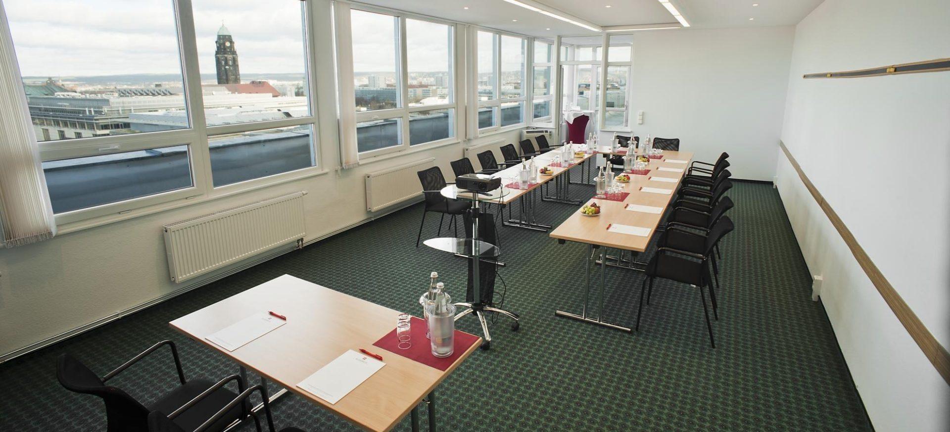 ibis-Hotels-Dresden-Tagungsraum-Meeting-room